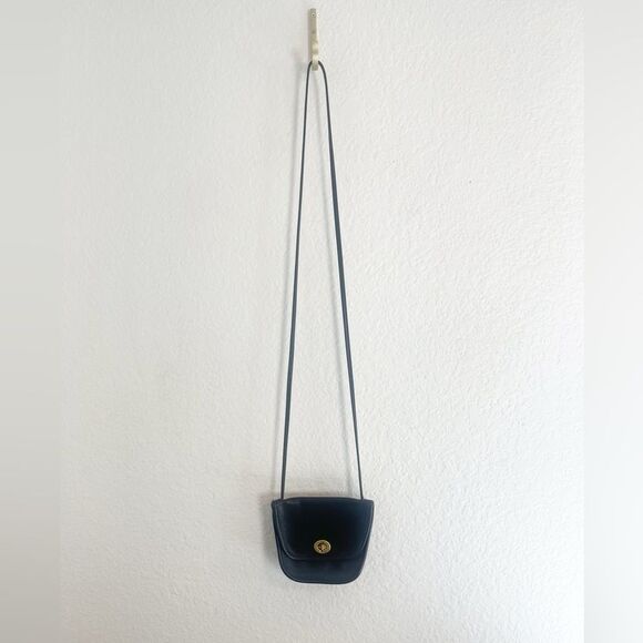 Rare vintage Coach Everett small crossbody - Picture 9 of 12